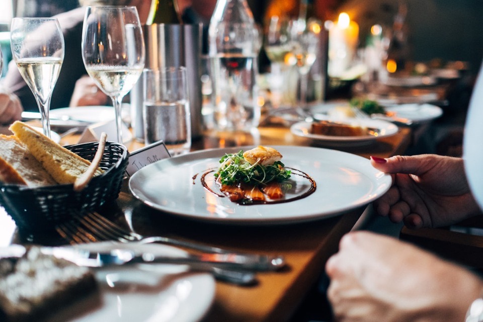 Western fine / luxury dining